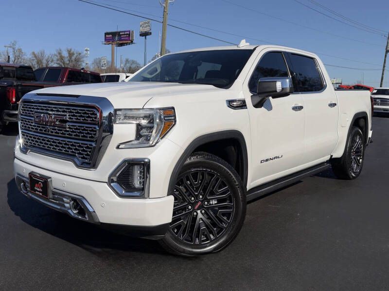 2020 GMC Sierra Image 2