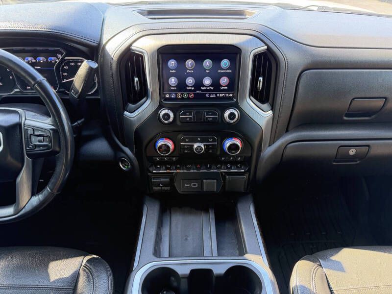 2020 GMC Sierra Image 16