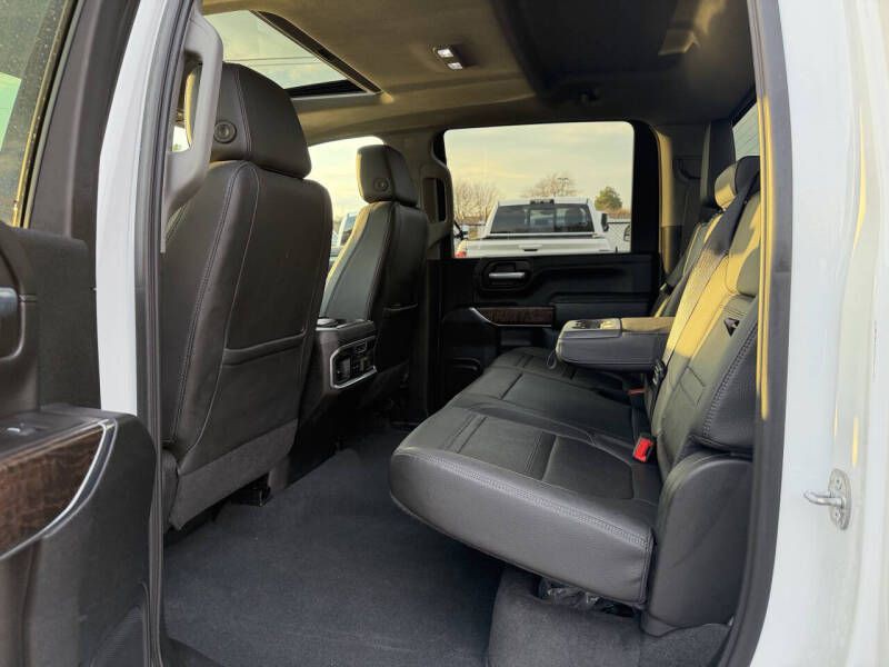 2021 GMC Sierra Image 11