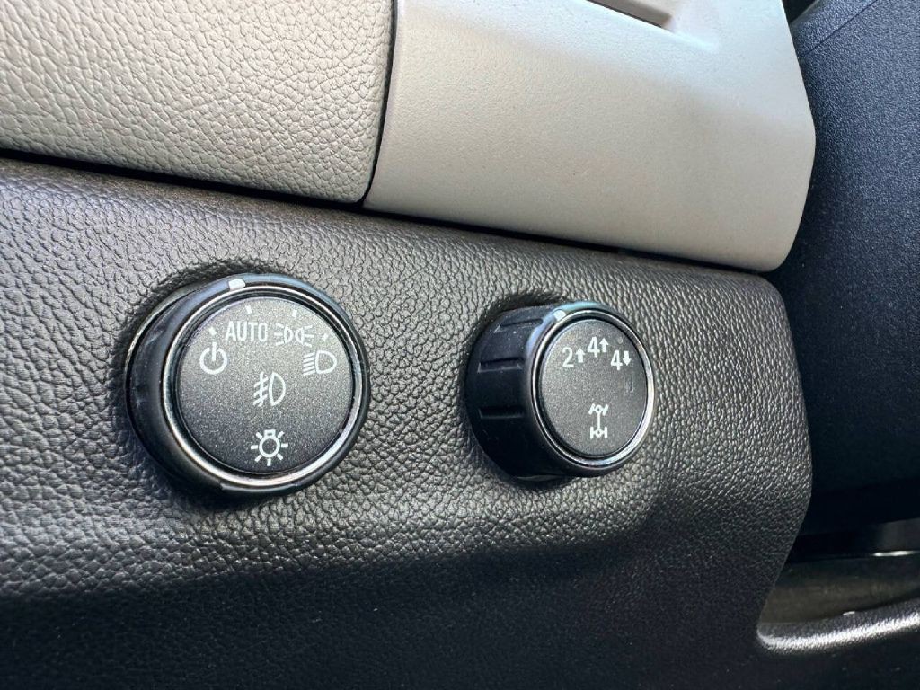 2019 Chevrolet Colorado Image 16