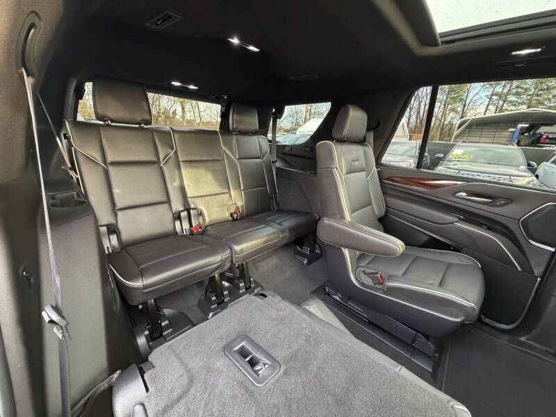 2021 Cadillac Escalade Image 15