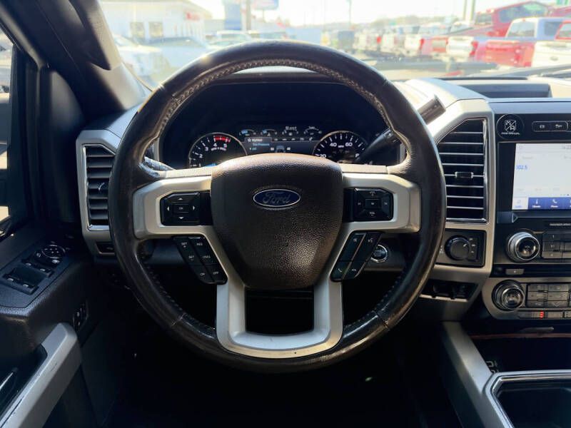 2017 Ford F-250 Image 16