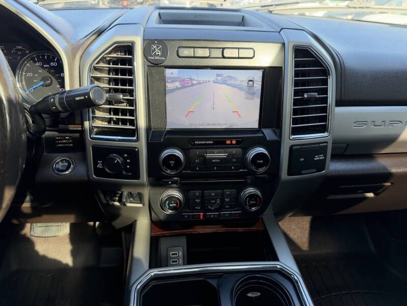 2017 Ford F-250 Image 19