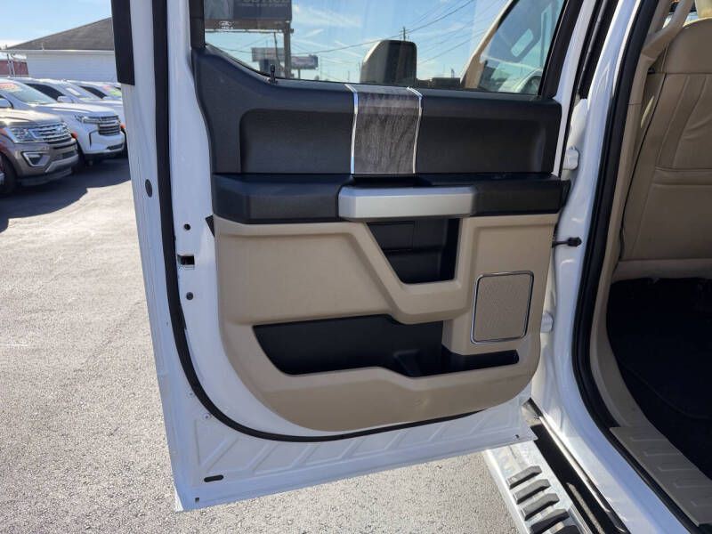 2018 Ford F-350 Image 21