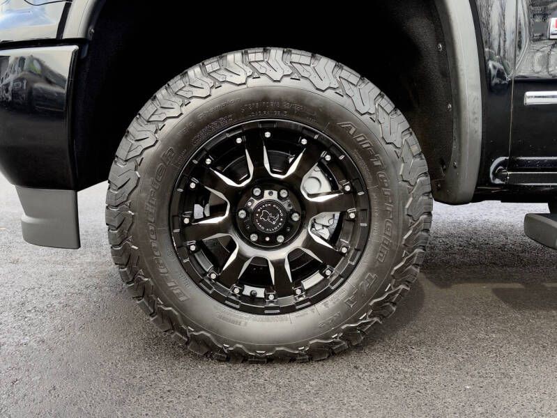 2016 GMC Sierra Image 23