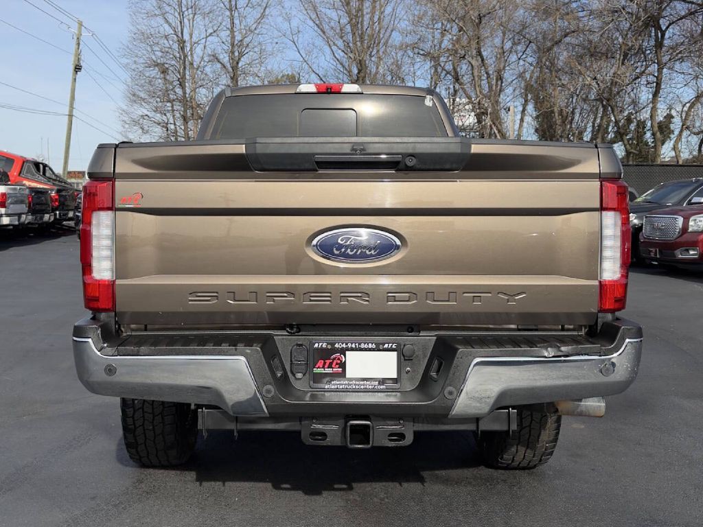 2017 Ford F-250 Image 4