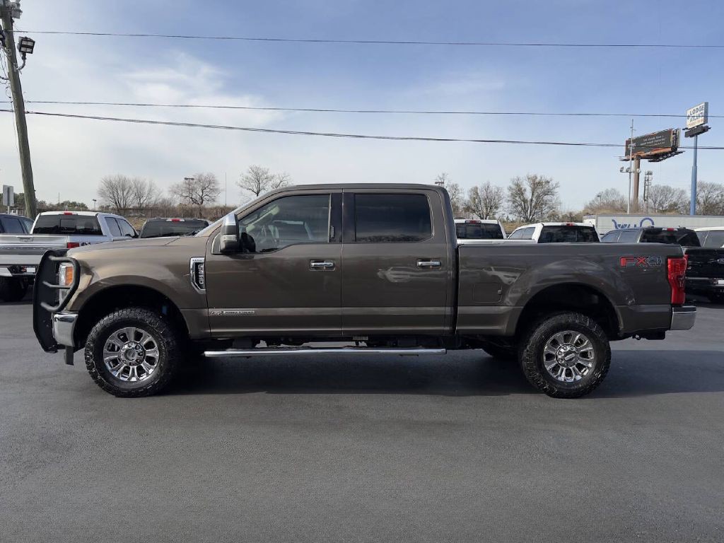 2017 Ford F-250 Image 3