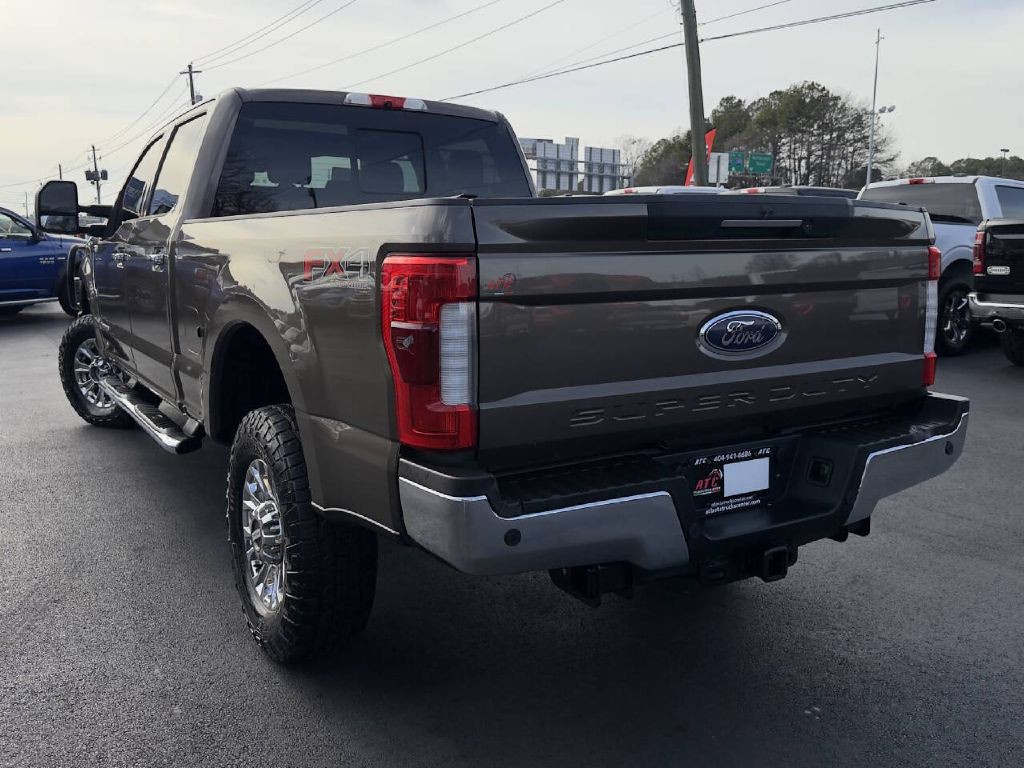 2017 Ford F-250 Image 4
