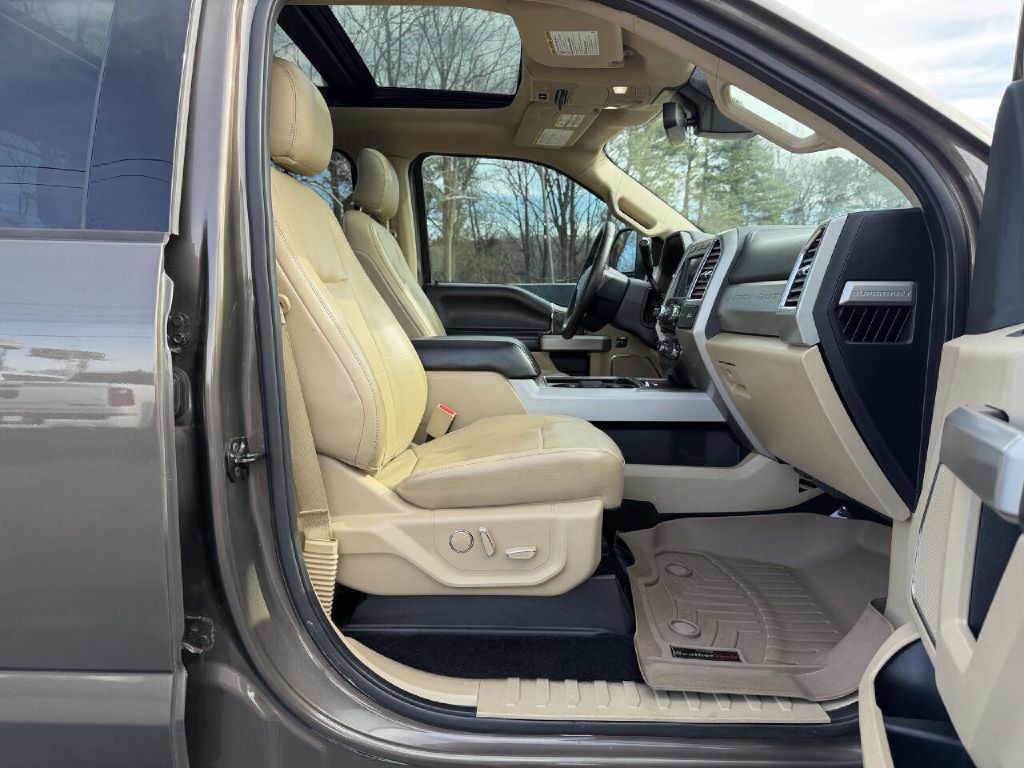 2017 Ford F-250 Image 12
