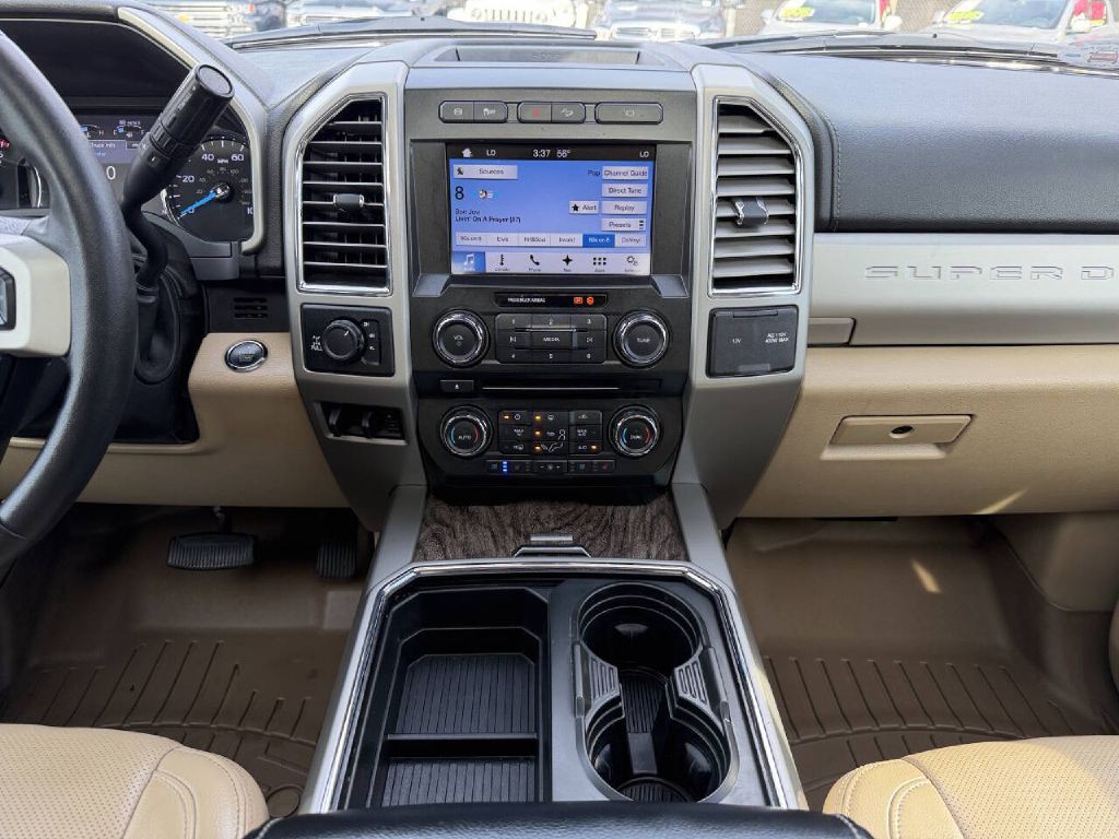2017 Ford F-250 Image 16