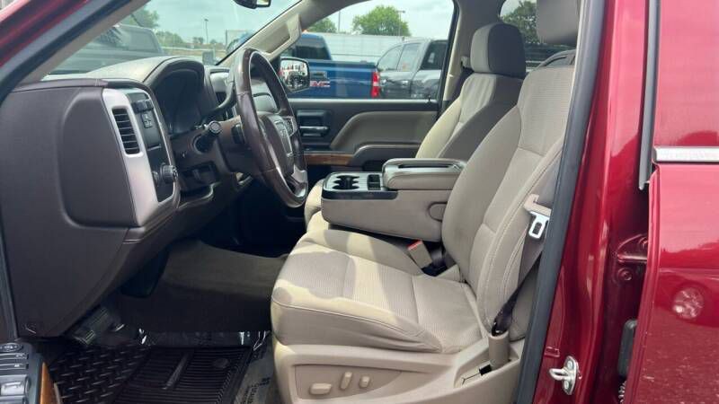 2017 GMC Sierra Image 16