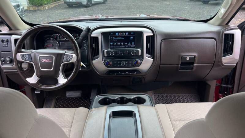 2017 GMC Sierra Image 25