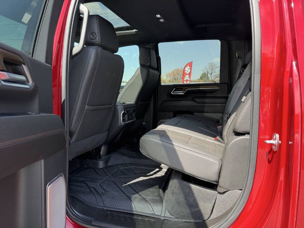 2024 Chevrolet Silverado 1500 Image 11