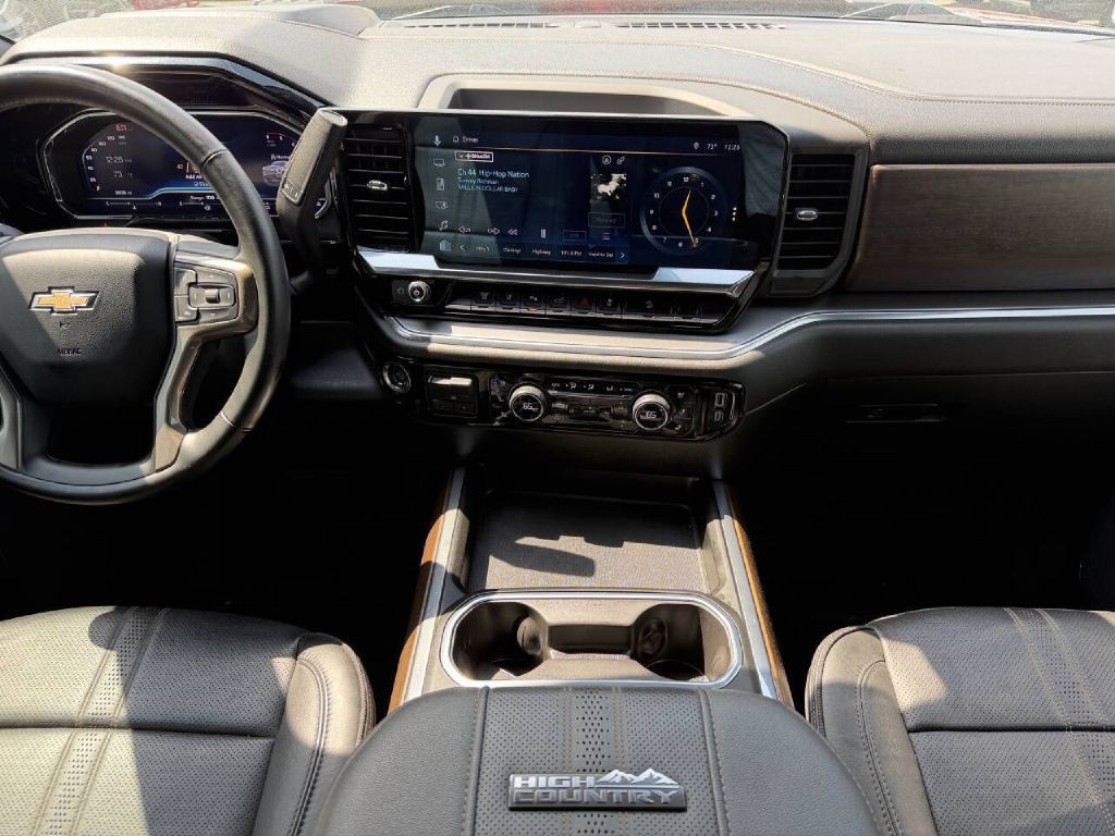 2024 Chevrolet Silverado 1500 Image 17