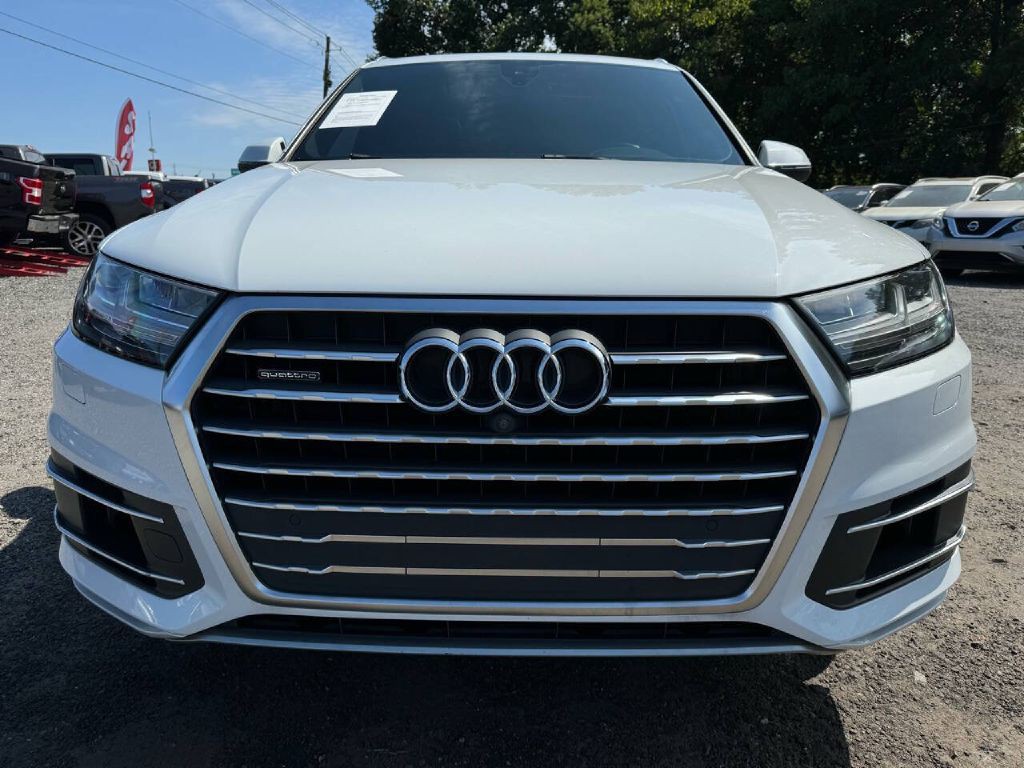 2017 Audi Q7 Image 2