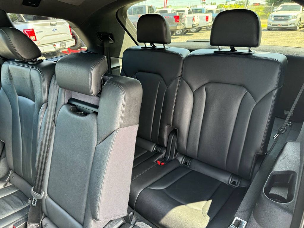 2017 Audi Q7 Image 13