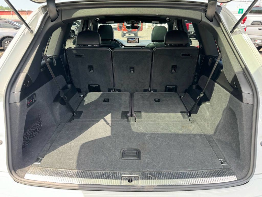 2017 Audi Q7 Image 14