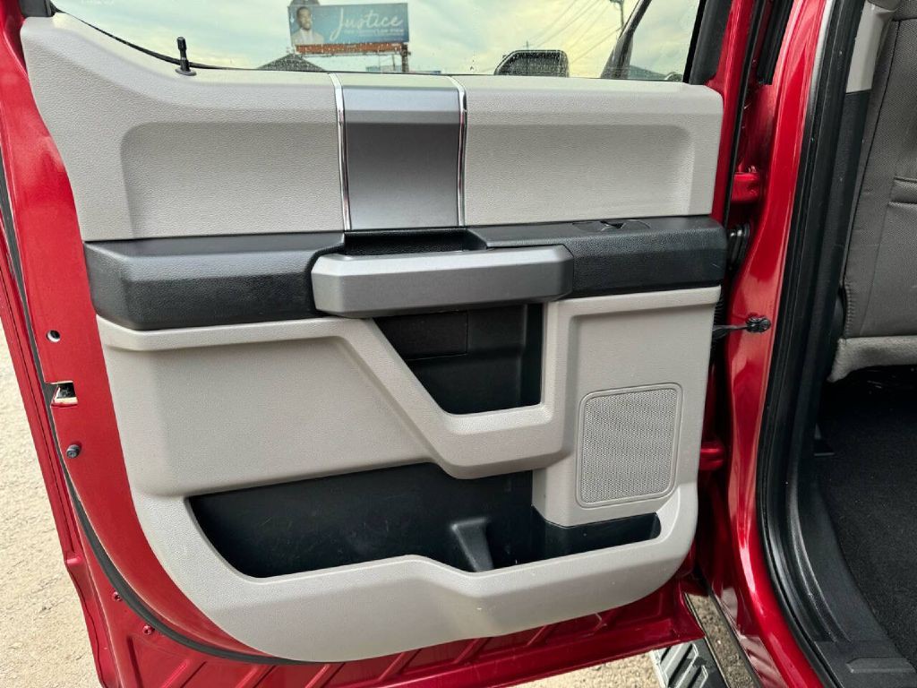 2015 Ford F-150 Image 18