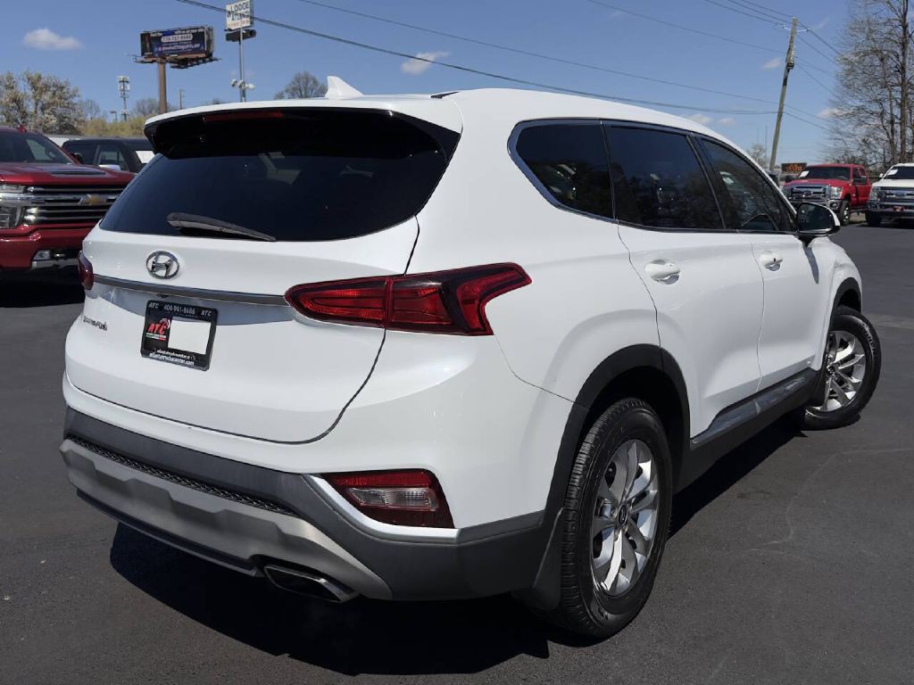 2020 Hyundai Santa Fe Image 9