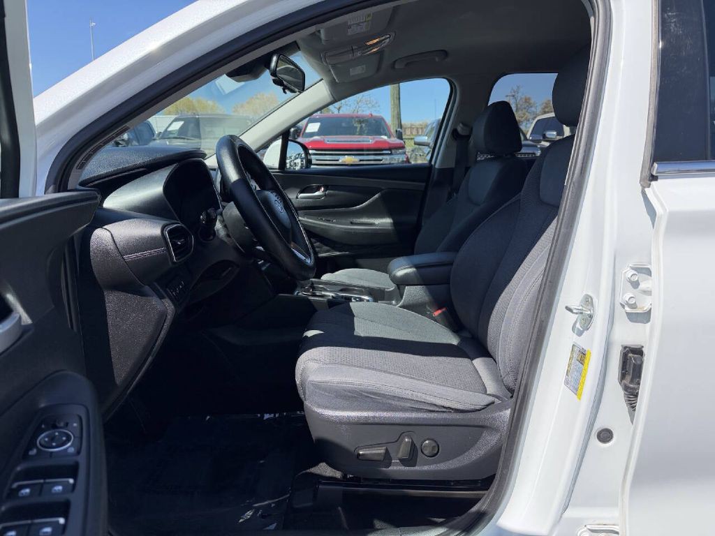 2020 Hyundai Santa Fe Image 10