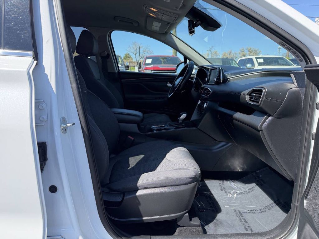 2020 Hyundai Santa Fe Image 13