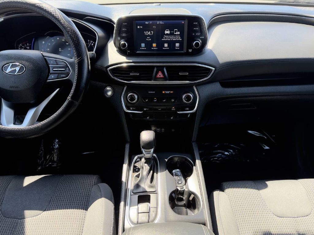 2020 Hyundai Santa Fe Image 16