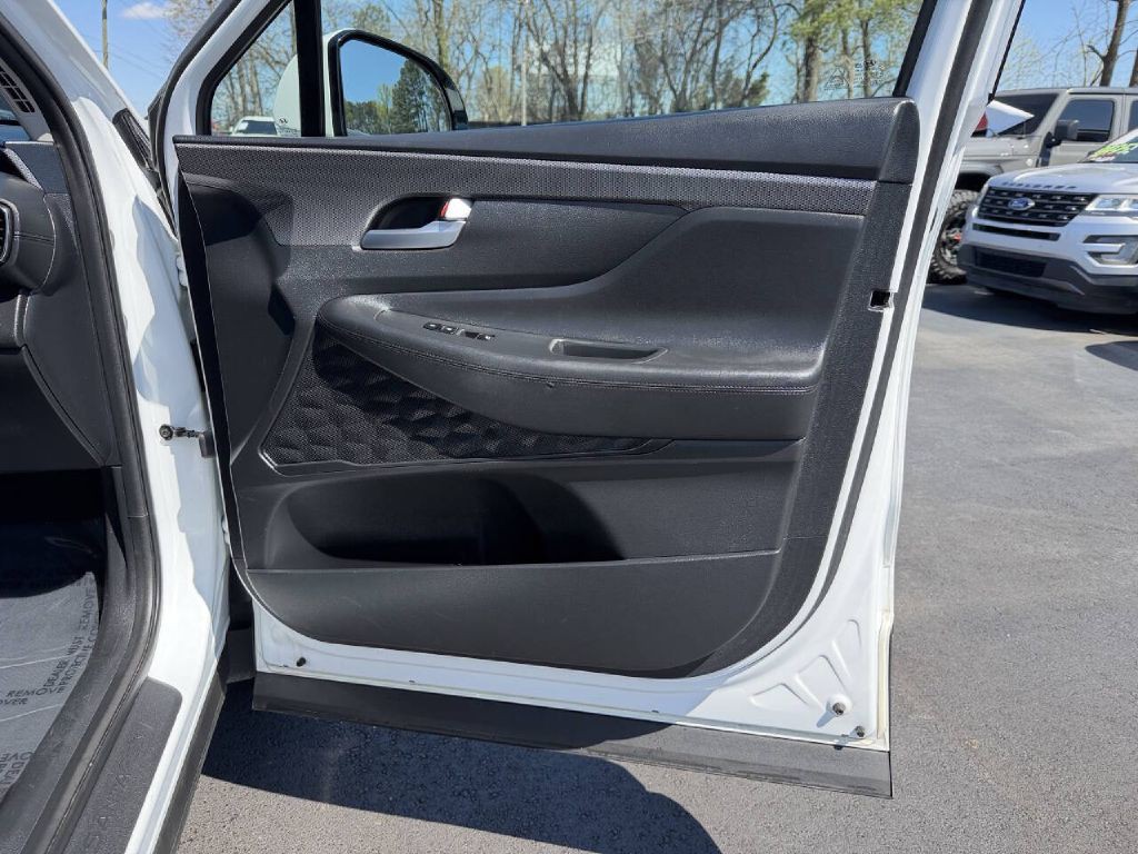 2020 Hyundai Santa Fe Image 20