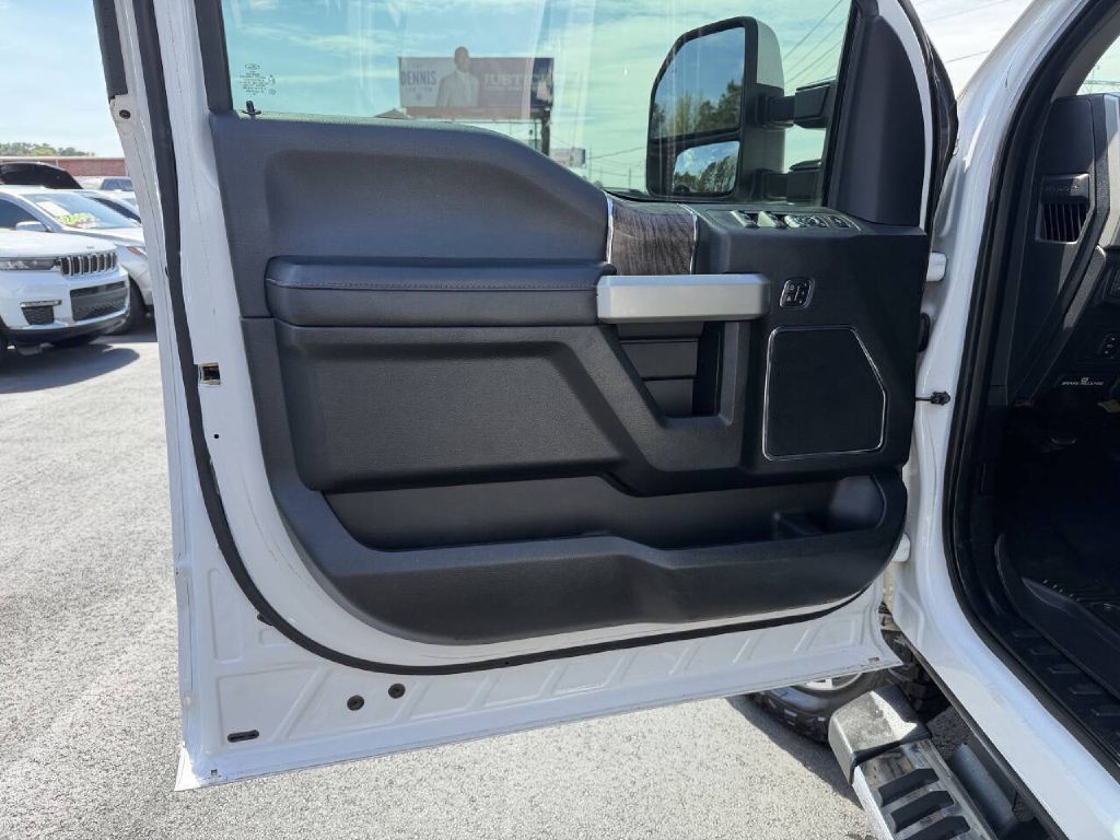 2019 Ford F-250 Image 18