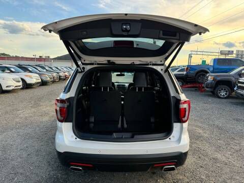 2017 Ford Explorer Image 9