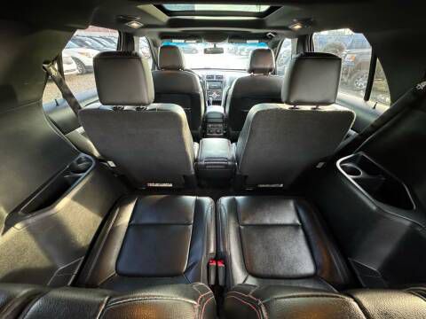 2017 Ford Explorer Image 18