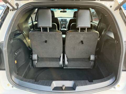 2017 Ford Explorer Image 21