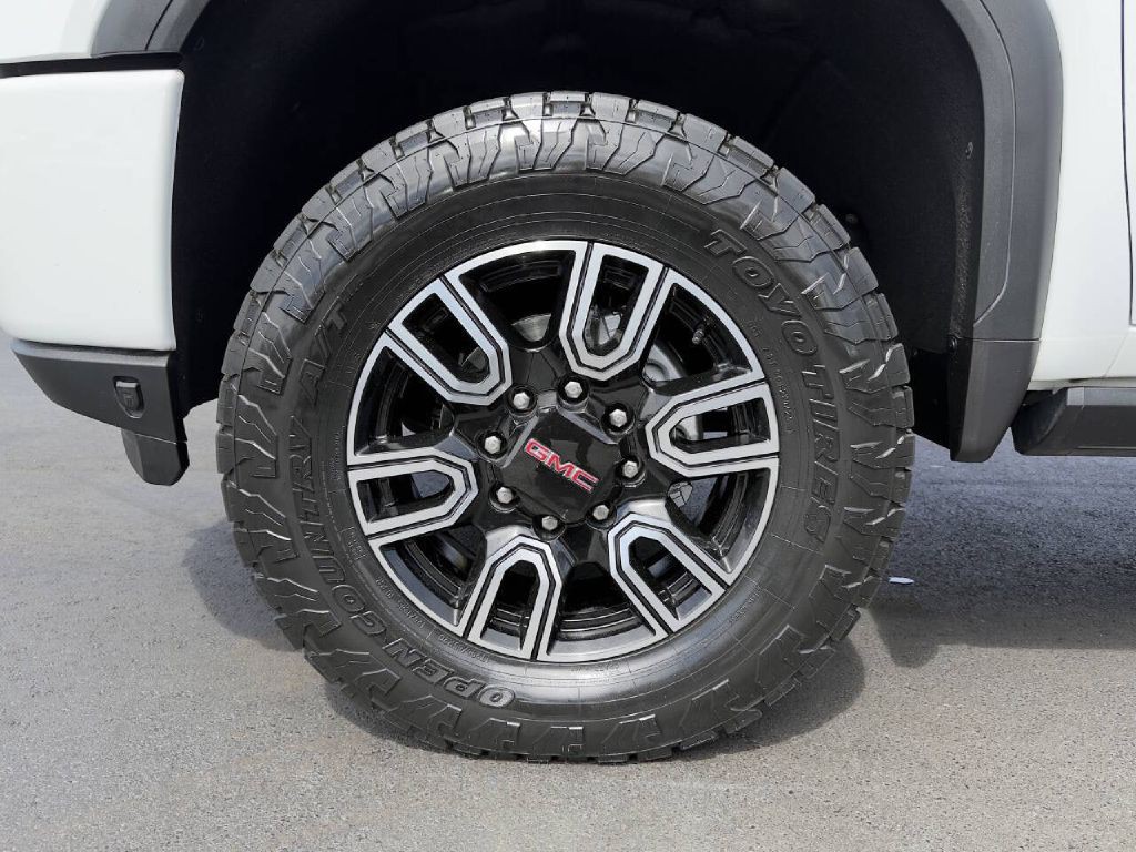 2021 GMC Sierra Image 21