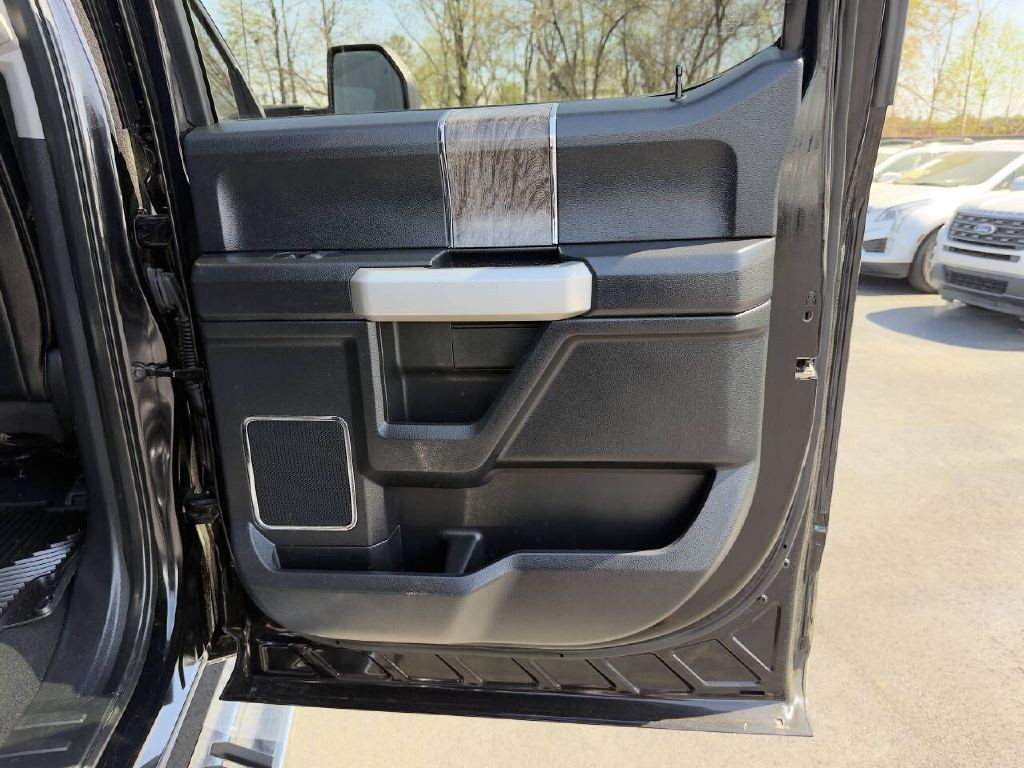 2019 Ford F-350 Image 21