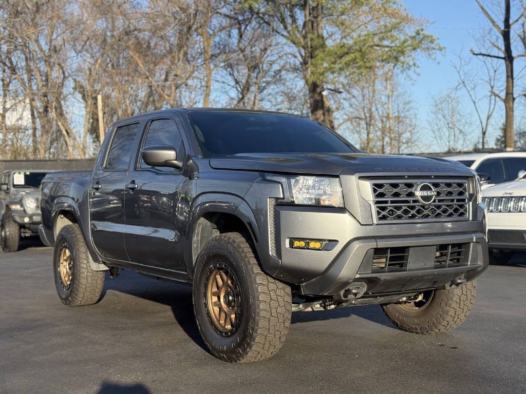 2022 Nissan Frontier Image 3