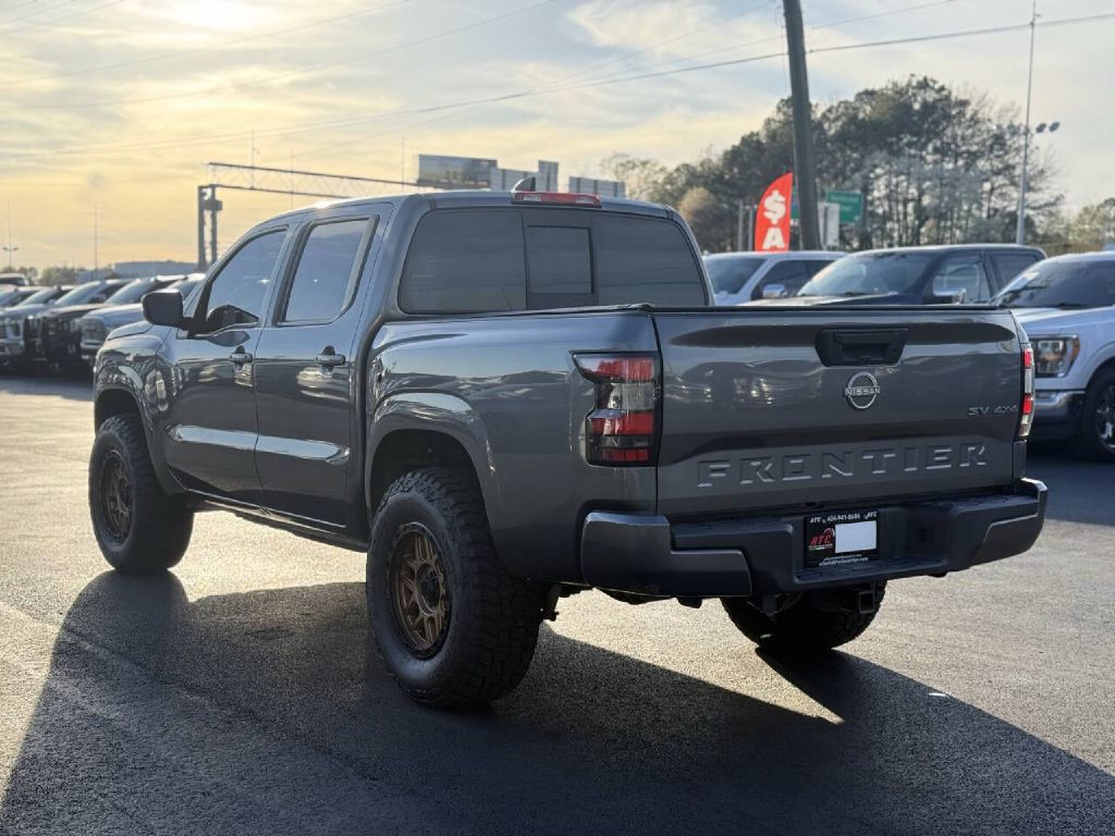 2022 Nissan Frontier Image 6