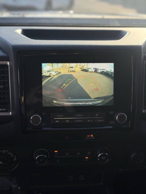 2022 Nissan Frontier Image 11