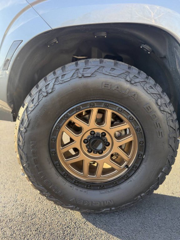 2022 Nissan Frontier Image 12