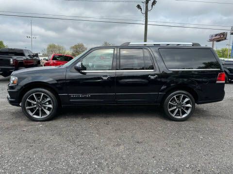 2016 Lincoln Navigator Image 6