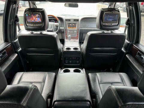 2016 Lincoln Navigator Image 22