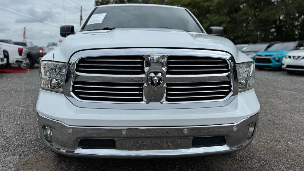 2015 RAM 1500 Image 9