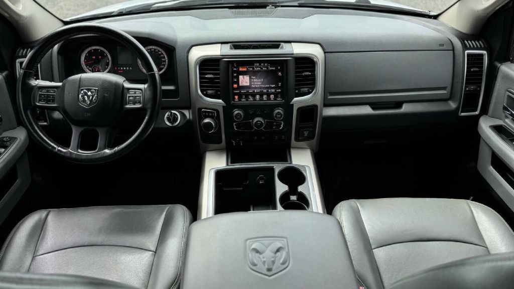 2015 RAM 1500 Image 10