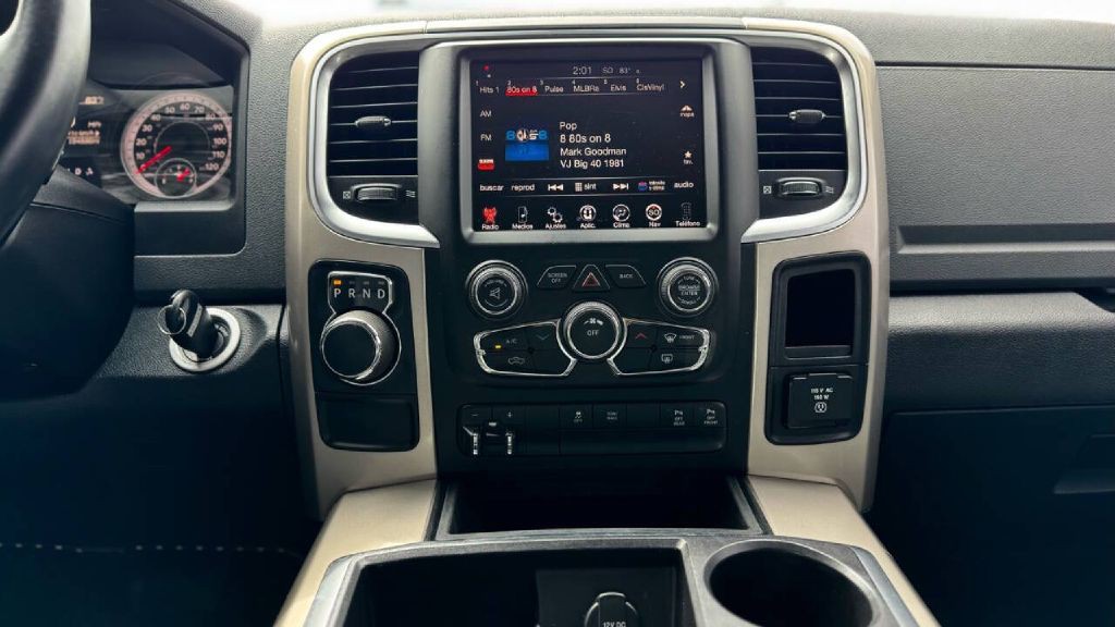 2015 RAM 1500 Image 11