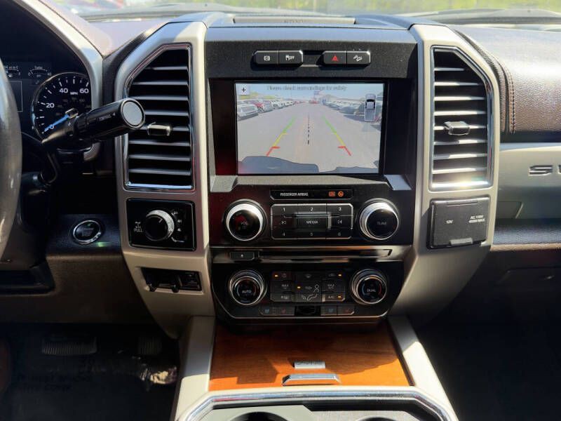 2017 Ford F-250 Image 5