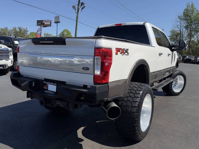 2017 Ford F-250 Image 17
