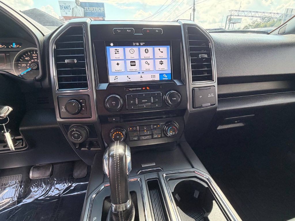 2017 Ford F-150 Image 19