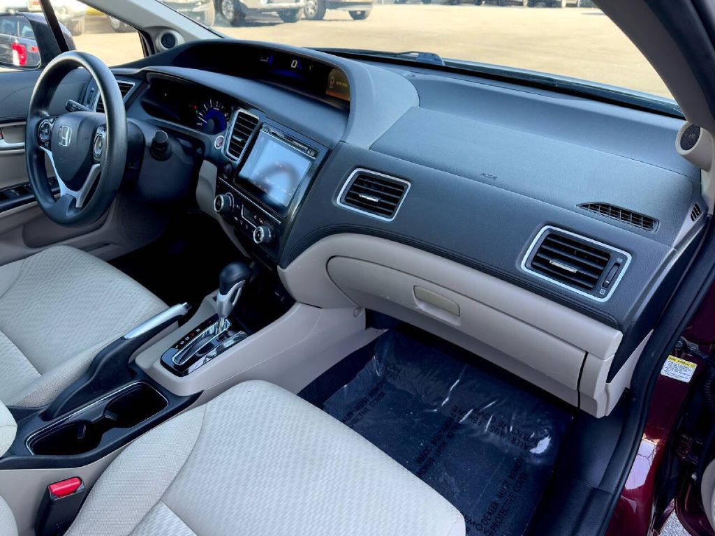 2015 Honda Civic Image 19