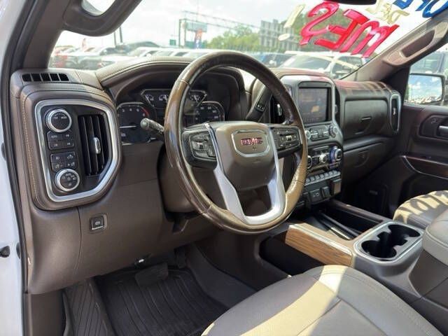 2022 GMC Sierra Image 13