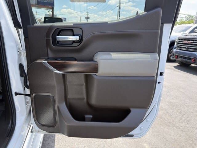 2022 GMC Sierra Image 23