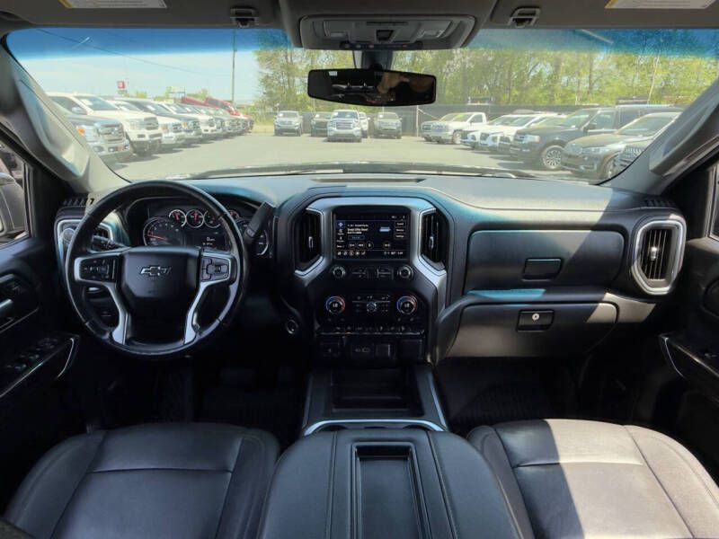 2021 Chevrolet Silverado 1500 Image 12