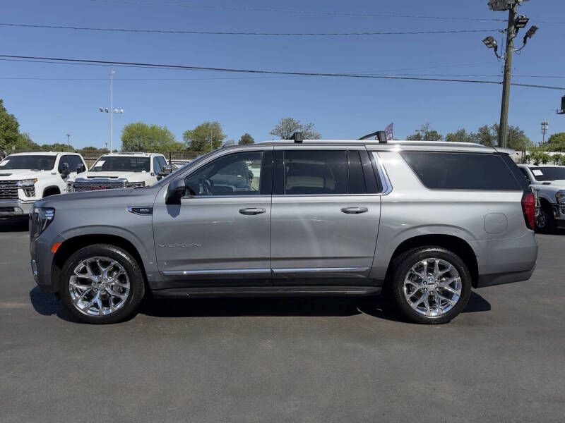 2021 GMC Yukon Image 4